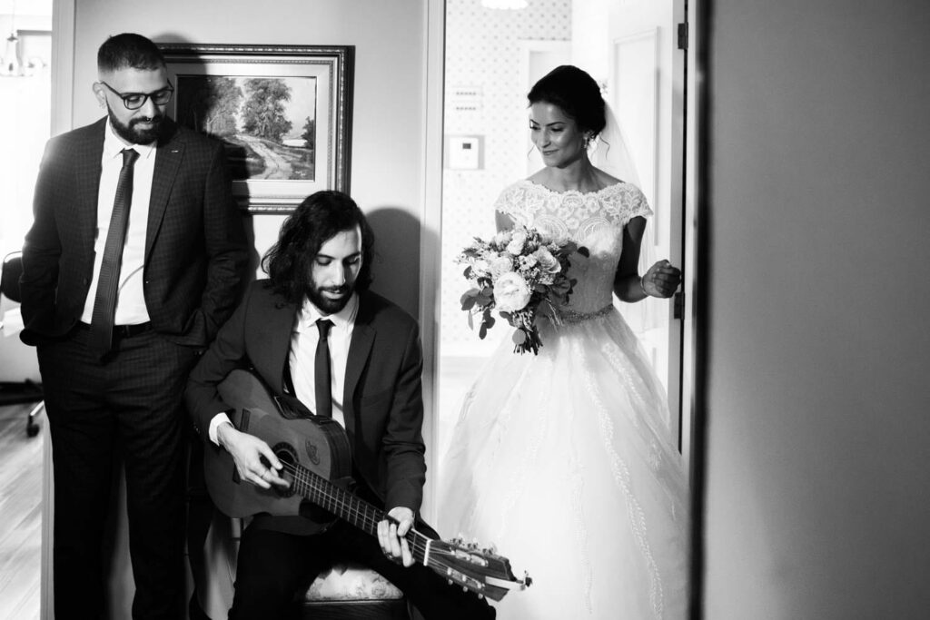 fotografia de um casal de noivos e de um casamento religioso no Porto fotografado pela fotografo de casamento Rui Cardoso Photography