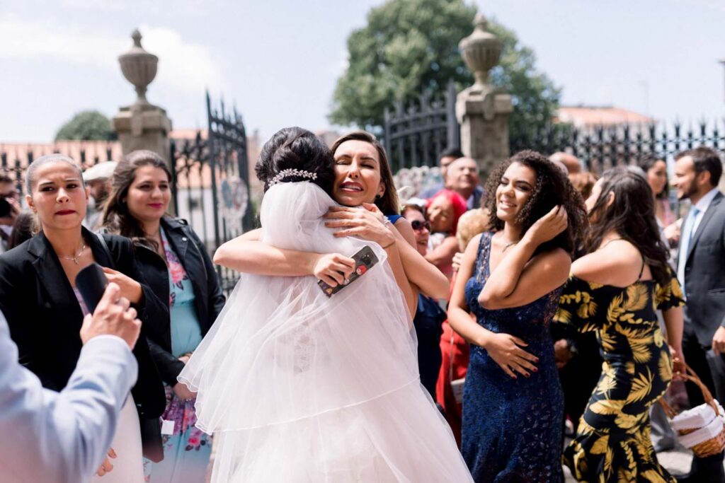 fotografia de um casal de noivos e de um casamento religioso no Porto fotografado pela fotografo de casamento Rui Cardoso Photography