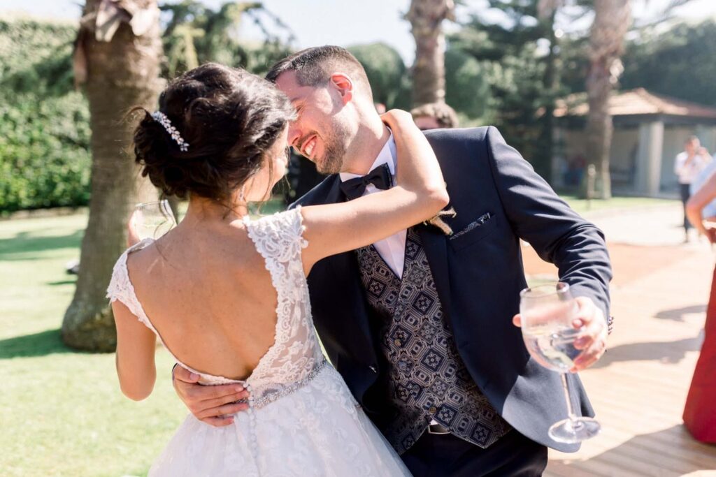 fotografia de um casal de noivos e de um casamento religioso no Porto fotografado pela fotografo de casamento Rui Cardoso Photography