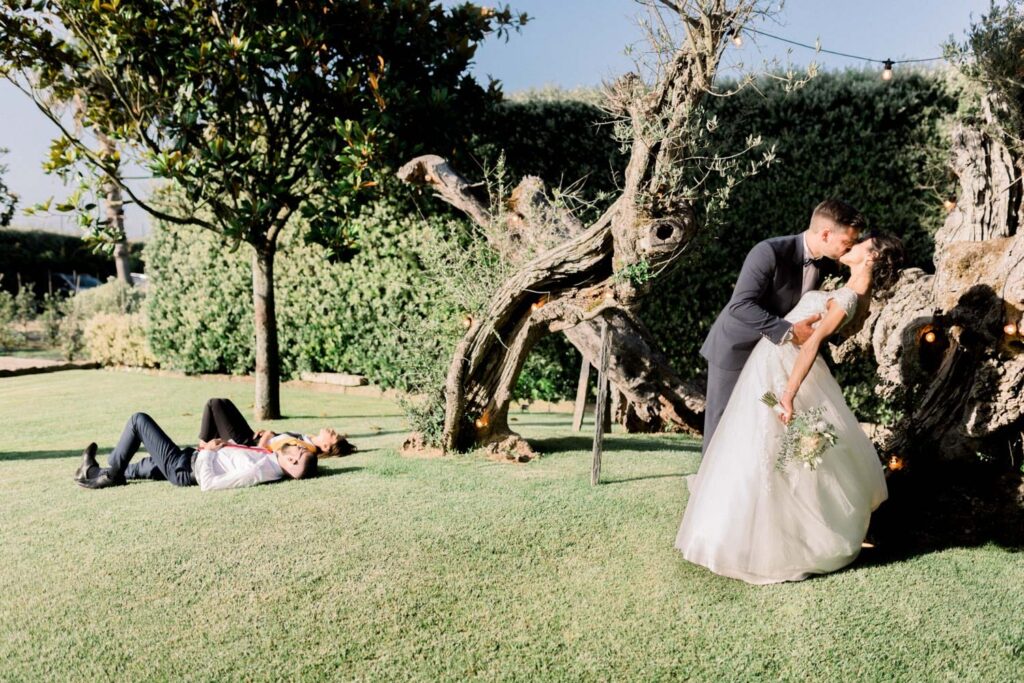 fotografia de um casal de noivos e de um casamento religioso no Porto fotografado pela fotografo de casamento Rui Cardoso Photography