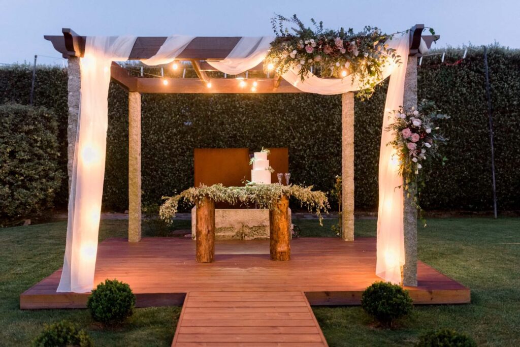 fotografia de um casal de noivos e de um casamento religioso no Porto fotografado pela fotografo de casamento Rui Cardoso Photography