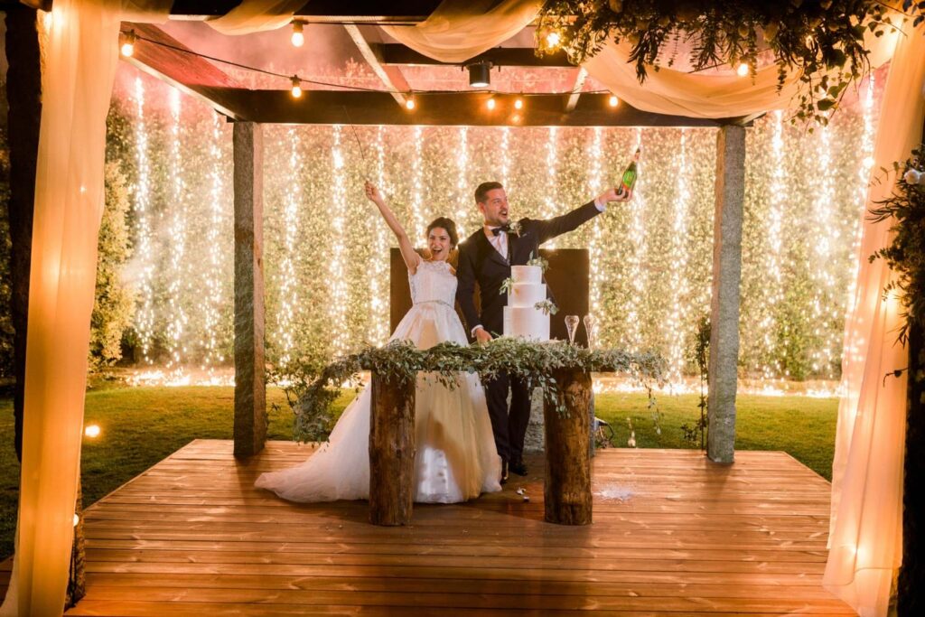 fotografia de um casal de noivos e de um casamento religioso no Porto fotografado pela fotografo de casamento Rui Cardoso Photography