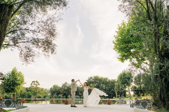 casal de noivos no seu casamento na quinta do Solar da Levada realizada por Rui Cardoso Photography